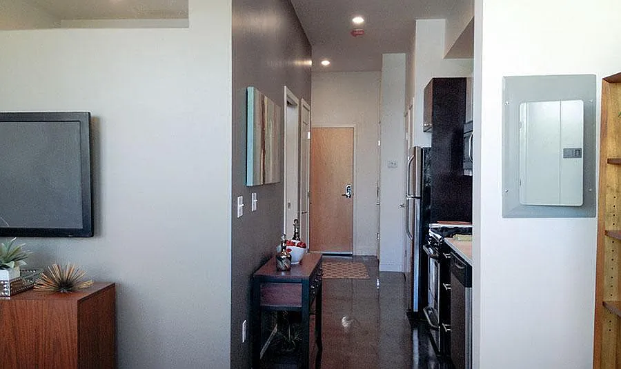 68 Beale — Photo 2