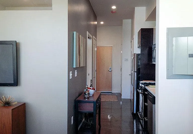 68 Beale — Photo 2