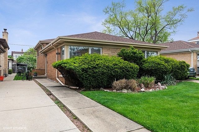 1st image of 7418 Lowell Ave
