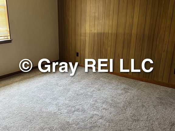 3rd image of 316 E 7th St #7