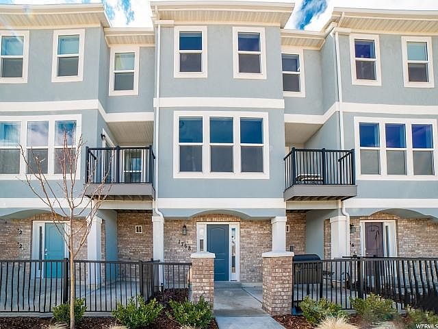 1st image of 1768 W Dalmeny Way