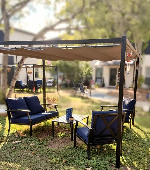 NEW PERGOLA OUTDOOR AREA