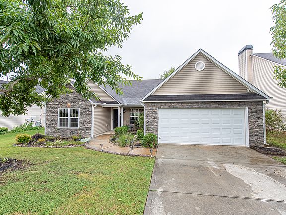 4th image of 2387 Swan Lake Dr