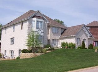 5507 Rita Ave, Crystal Lake, IL 60014