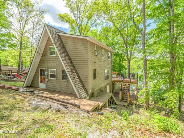 939 Flat Hollow Marina Rd, Speedwell, TN 37870