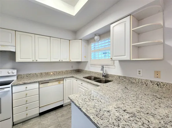 3617 Classic Dr, Garland, TX 75042