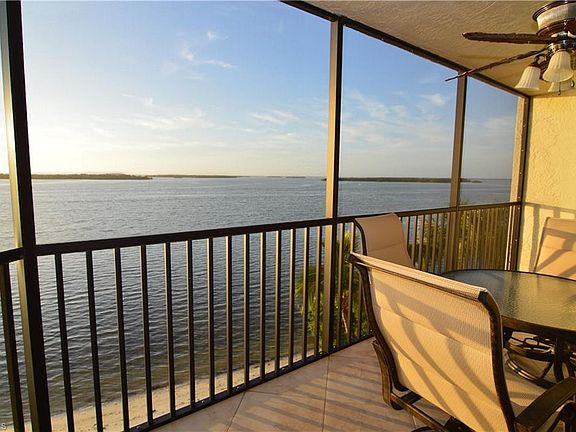 5th image of 17080 Harbour Point Dr APT 415