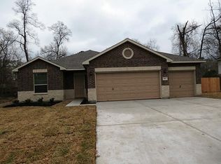 907 S Diamondhead Blvd, Crosby, TX 77532