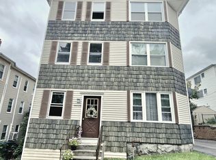 2 Village St APT 3, Worcester, MA 01604