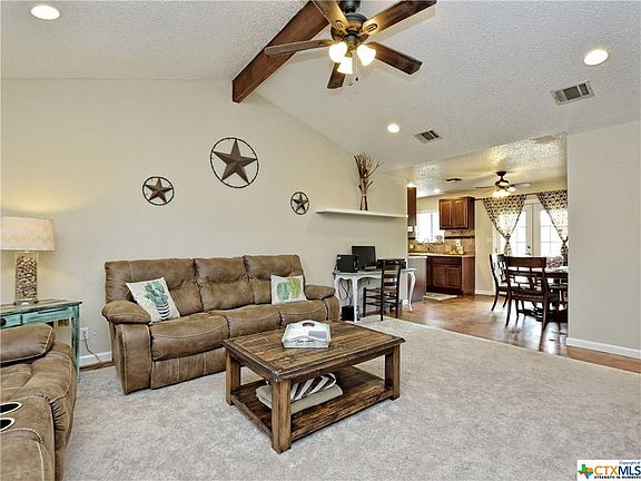 5th image of 607 Live Oak Dr