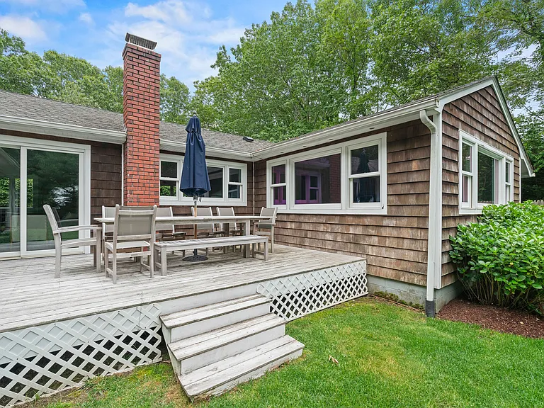 25 Shadyrest Dr — Photo 14