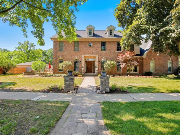 2341 Catherine St, Northbrook, IL 60062