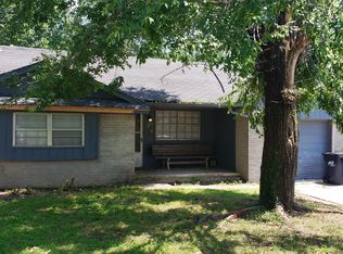 909 Charles Dr, Ada, OK 74820