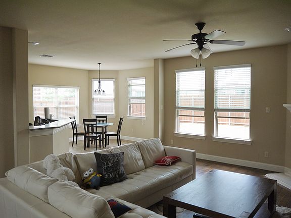 4th image of 10308 Paul Revere Way