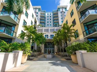400 4th Ave S APT 203, Saint Petersburg, FL 33701