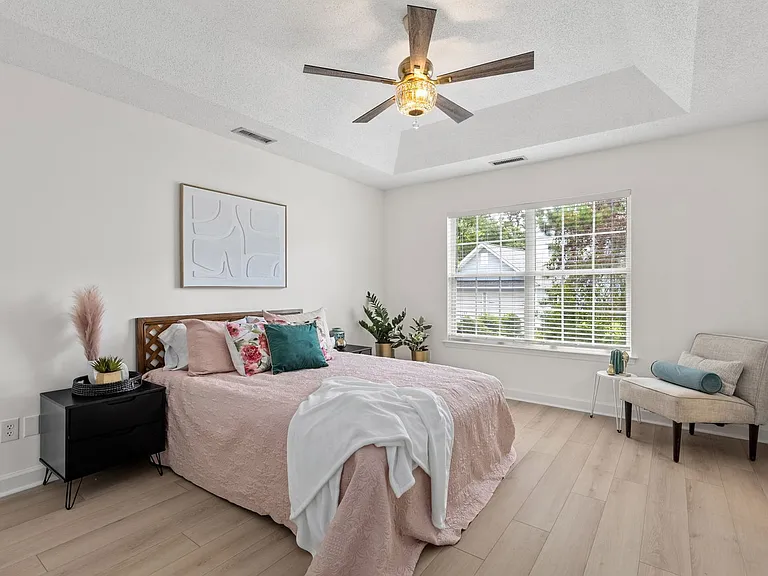 137 Sea Cotton Cir — Photo 18