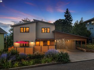 833 NW William Dr, White Salmon, WA 98672