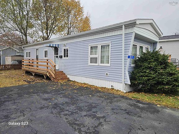 2nd image of 31 Chebogue Ln