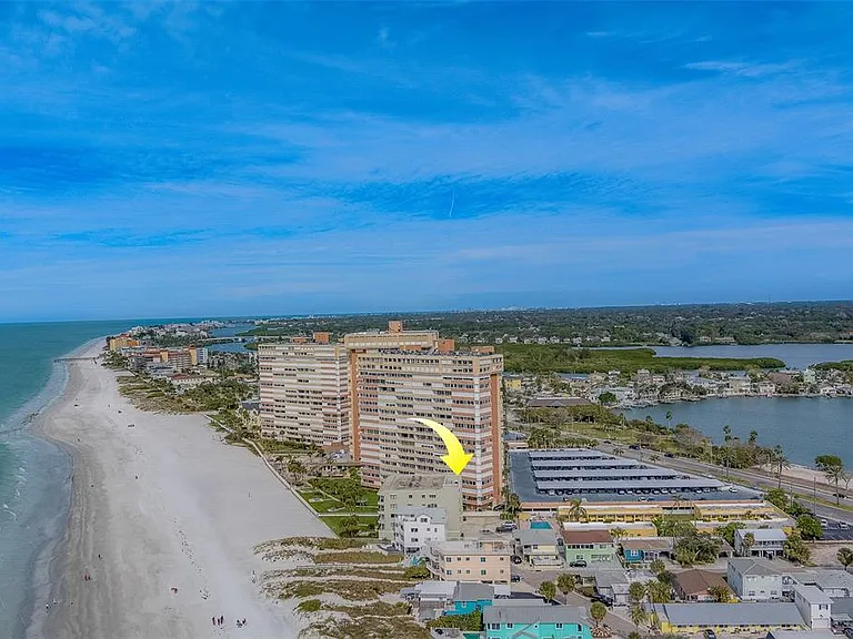 17900 Gulf Blvd #1B — Photo 34