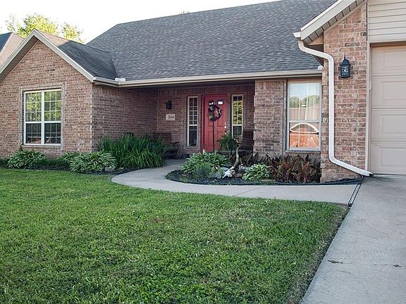 3rd image of 2604 Cortney Cir