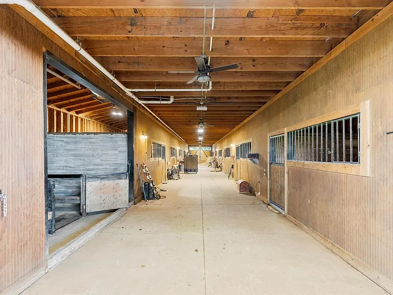 9583 Neal Rd — Photo 13