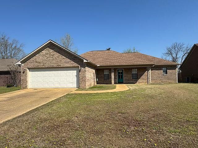 1st image of 204 Colt Ln