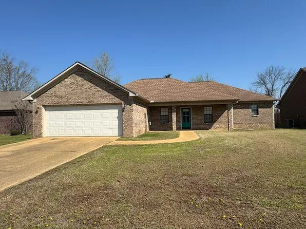 204 Colt Ln, Guntown, MS 38849
