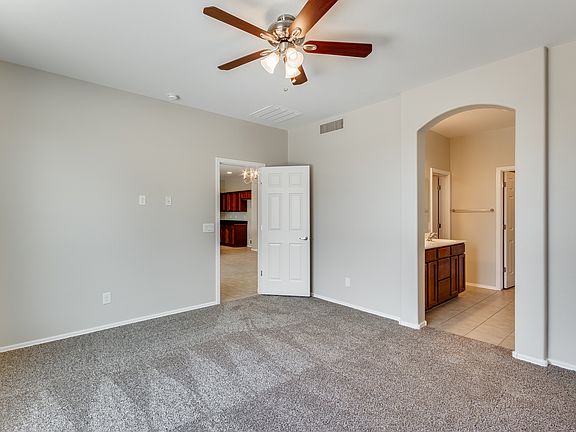 4th image of 17001 W Shiloh Ave