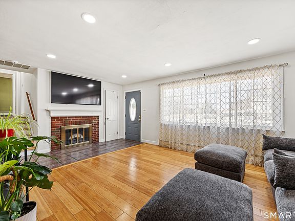 3rd image of 181 Decicco Road