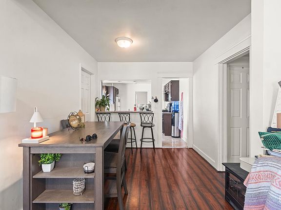 5th image of 419 Ray St
