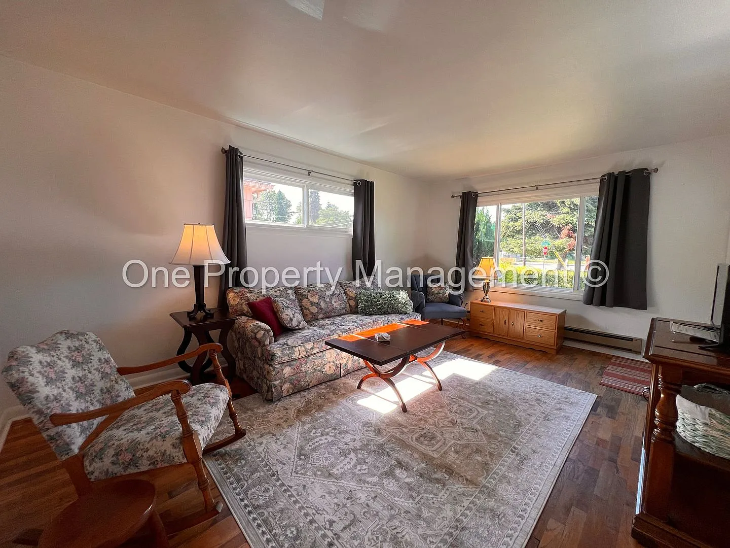 Furnished Short Term Rental - Move In Ready! — Photo 3