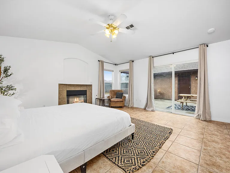 11610 Invidia Ct — Photo 29