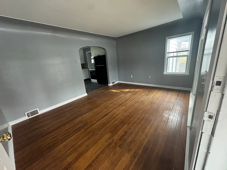 25585 N River Rd — Photo 6