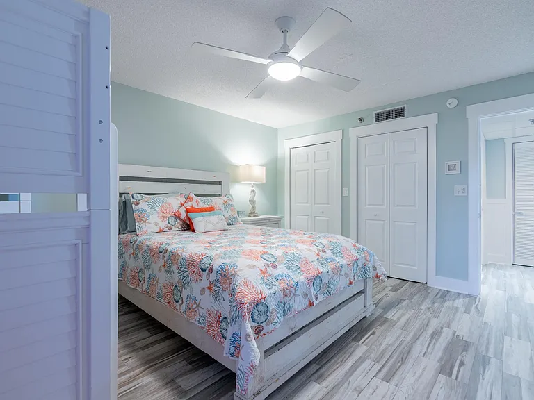 6201 Thomas Dr #509 — Photo 26