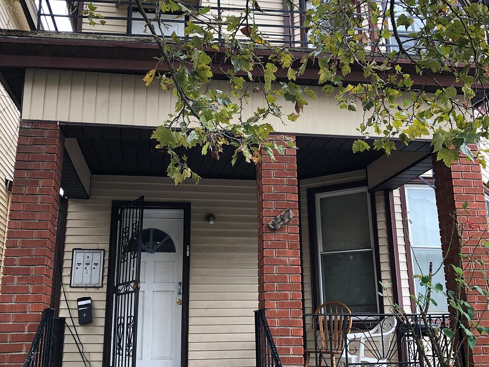 1st image of 257 N 7th St #1