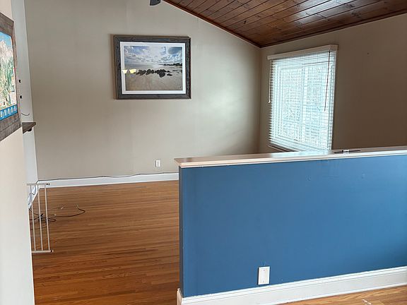 5th image of 15 Birch St #15