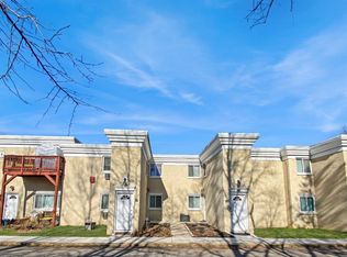 9 Lake Ave APT 2B, East Brunswick, NJ 08816