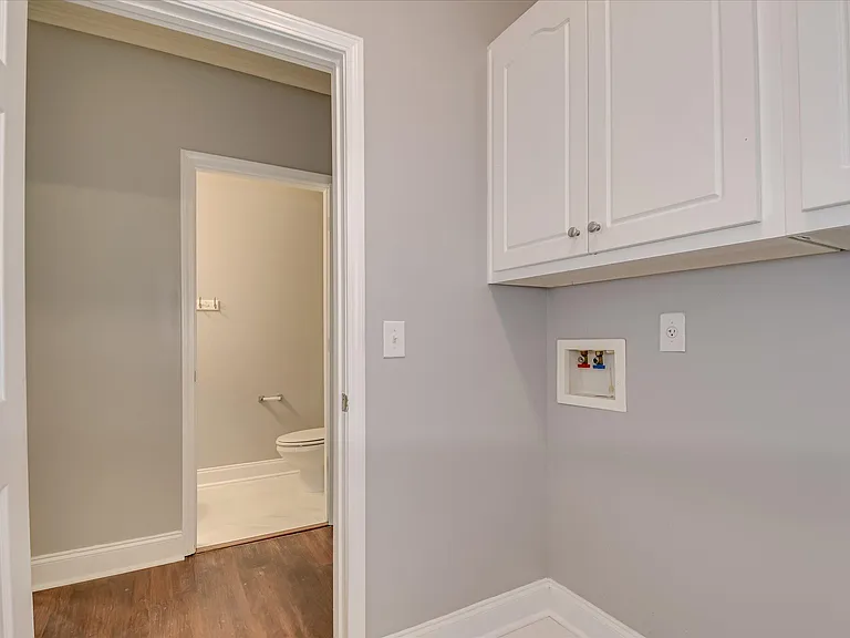 2909 Aylesbury Dr — Photo 21