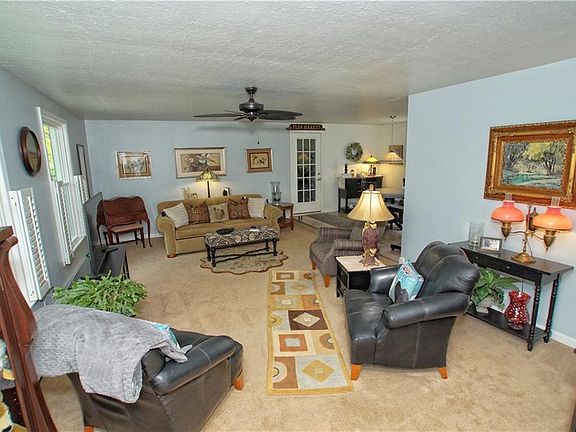 4th image of 11466 Willow Hill Dr