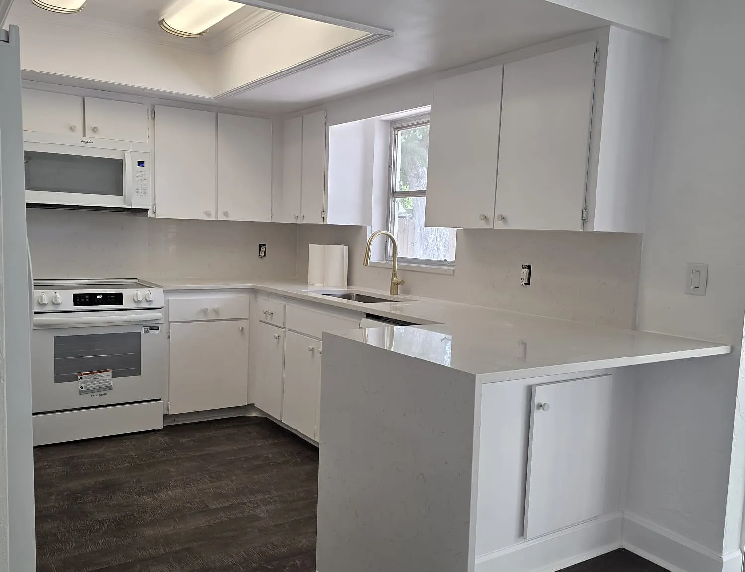 3 bed, 1318 sqft, $3,500 — Photo 4