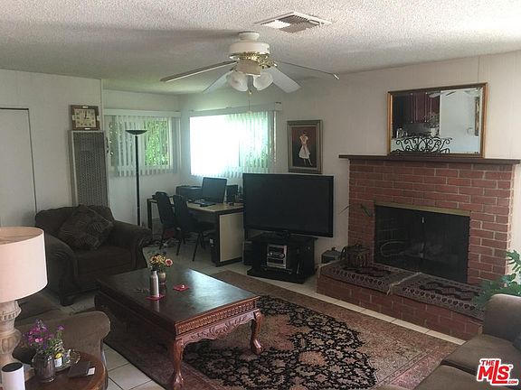 4th image of 23830 Archwood St
