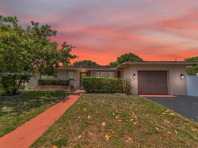 700 NW 76th Ave, Pembroke Pines, FL, 33024