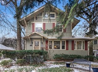 735 Crescent Blvd, Glen Ellyn, IL 60137