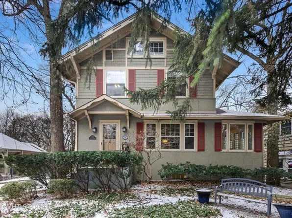 735 Crescent Blvd, Glen Ellyn, IL 60137