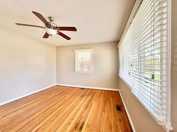 3rd image of 2307 Westhaven Dr