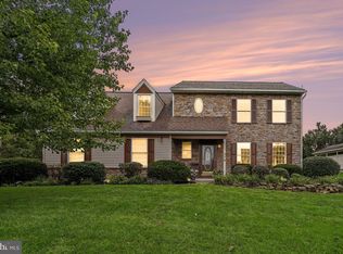 378 Squire Ln, Lititz, PA 17543