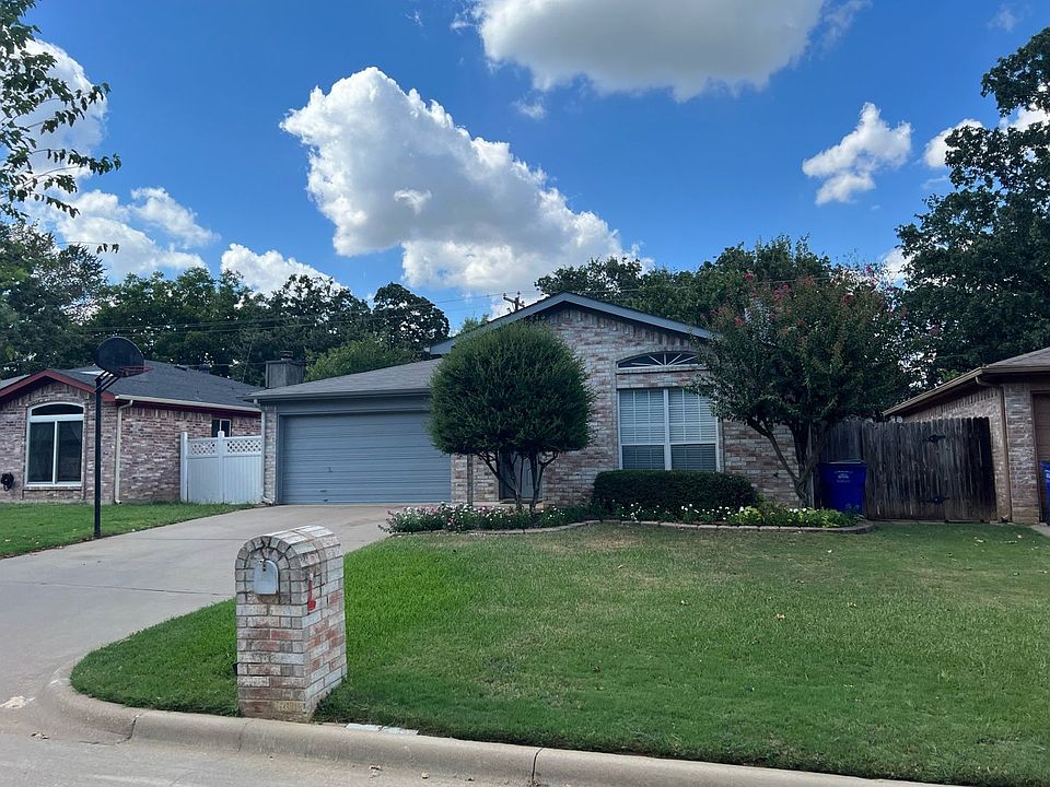 1st image of 1306 Cardinal Oaks Dr