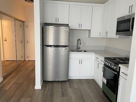 3rd image of 1325 Divisadero St APT 204