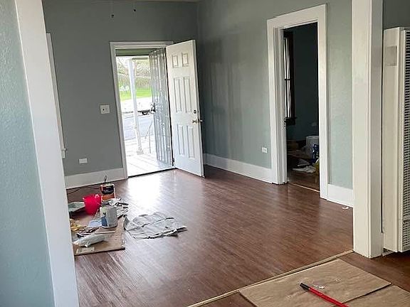 2nd image of 320 Bruning Ave
