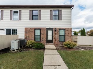 6537 Liberty Bell Dr, Brookpark, OH